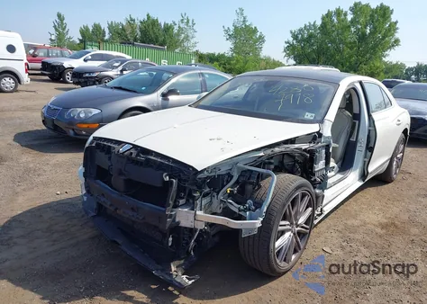 2023 Bentley Flying Spur Azure/Mulliner V8/S z USA, uszkodzony, nr VIN SCBBG6ZG0PC007016